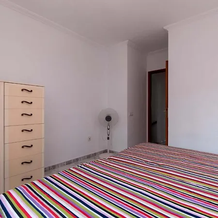 El Beril 14 - Two Bed 阿德耶